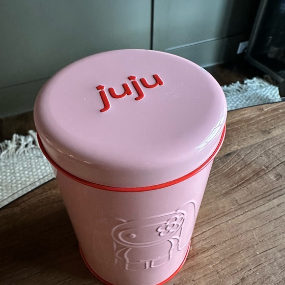 CJ Hendry JuJu Collectable Plush Keychain - Picture 4 of 4